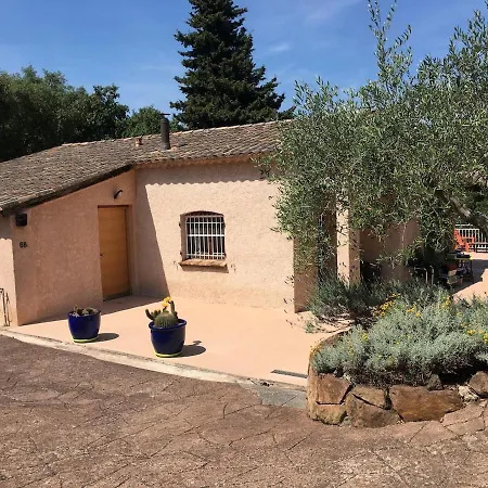 Дом отдыха Esterel Family House Cote D'azur Сен-Рафаэль